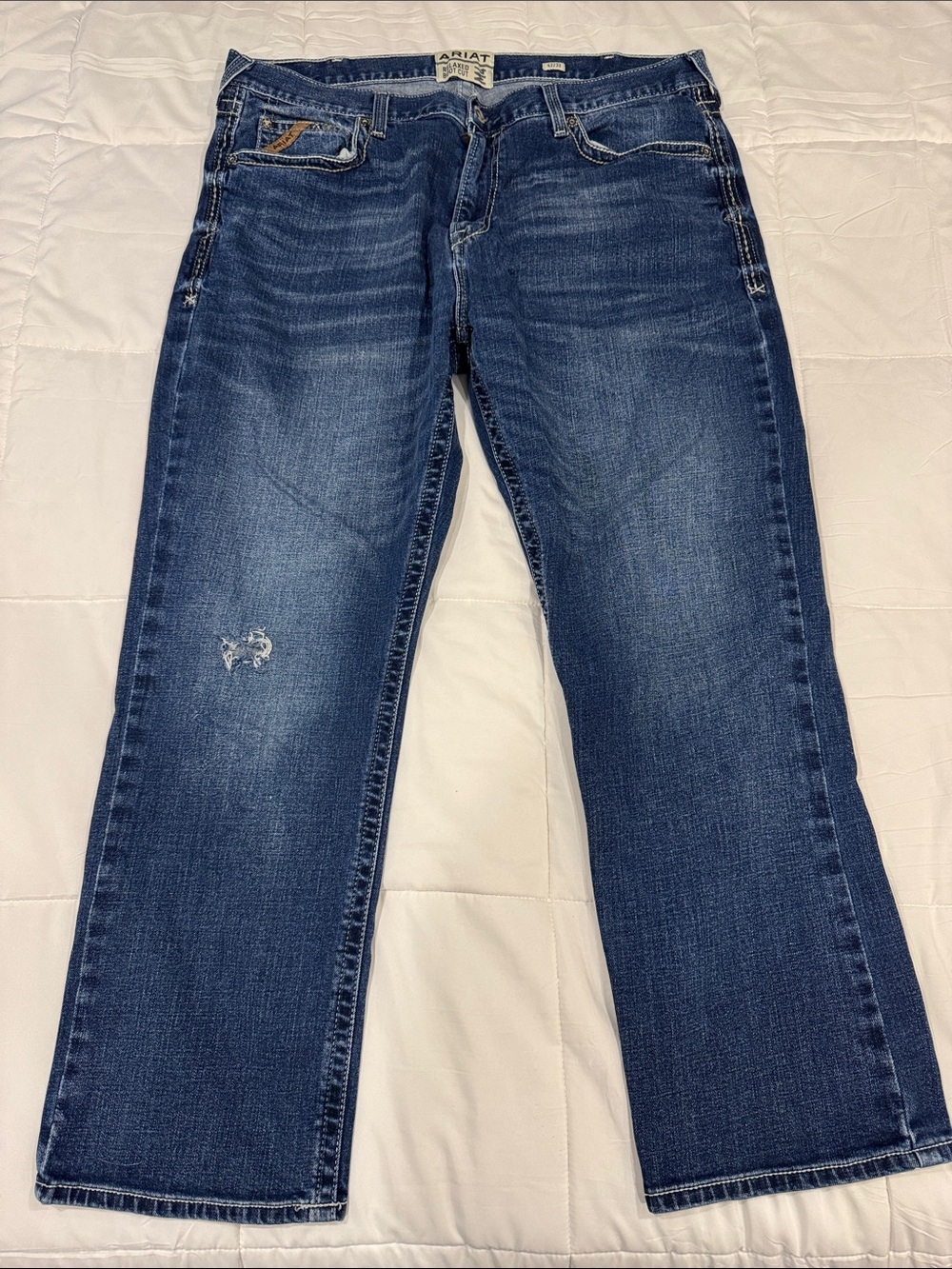 Ariat Men's Relaxed Boot Cut Jeans in Dark Blue Wash